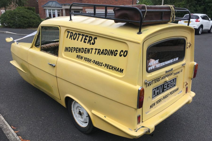 1971 Reliant Regal Supervan Image 8